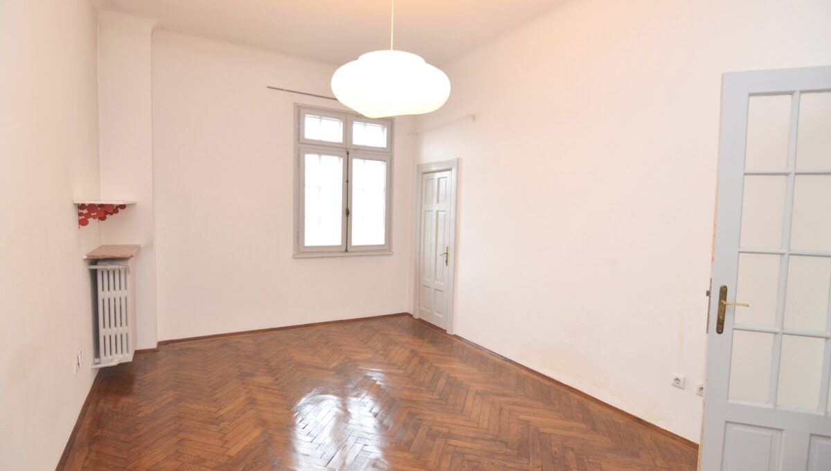 11-CRSImobiliare-Agentie-Imobiliara-Oferta-Vanzare-Apartament-4-Camere-Piata Victoriei-Str. Frumoasa