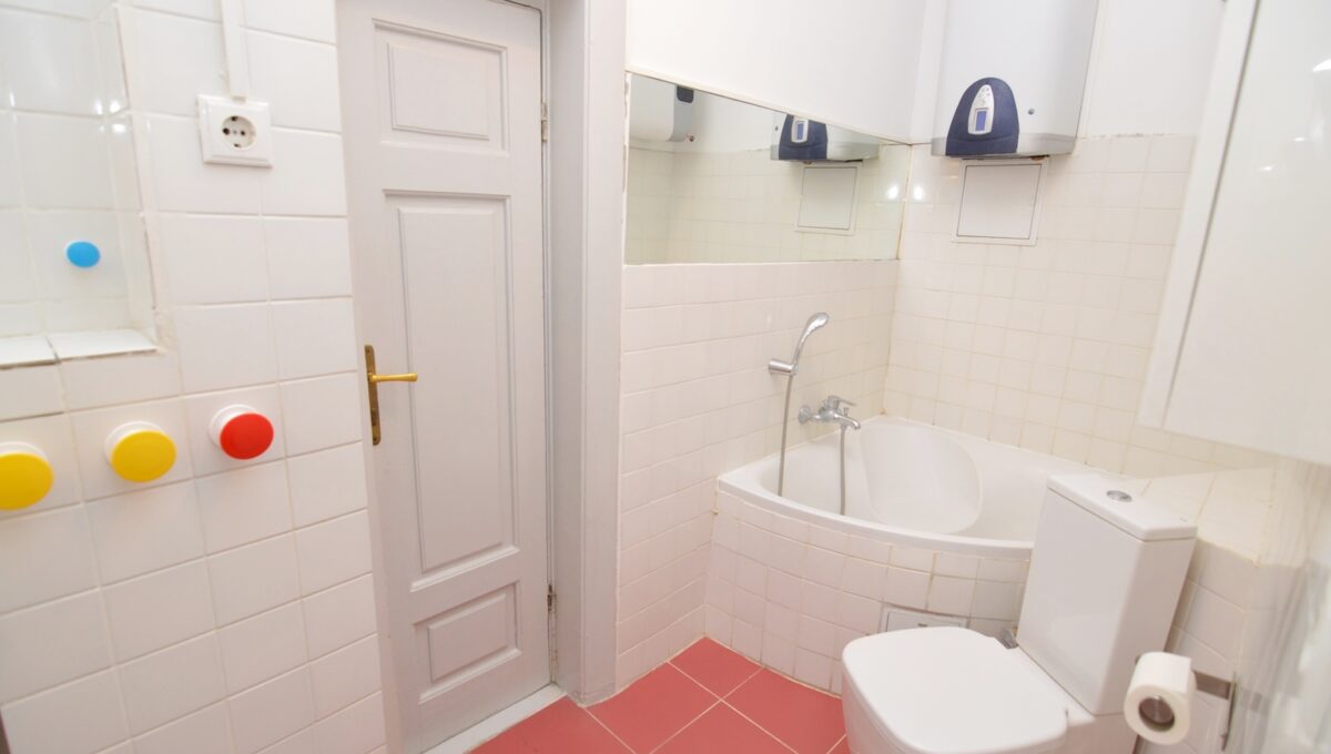 15-CRSImobiliare-Agentie-Imobiliara-Oferta-Vanzare-Apartament-4-Camere-Piata Victoriei-Str. Frumoasa