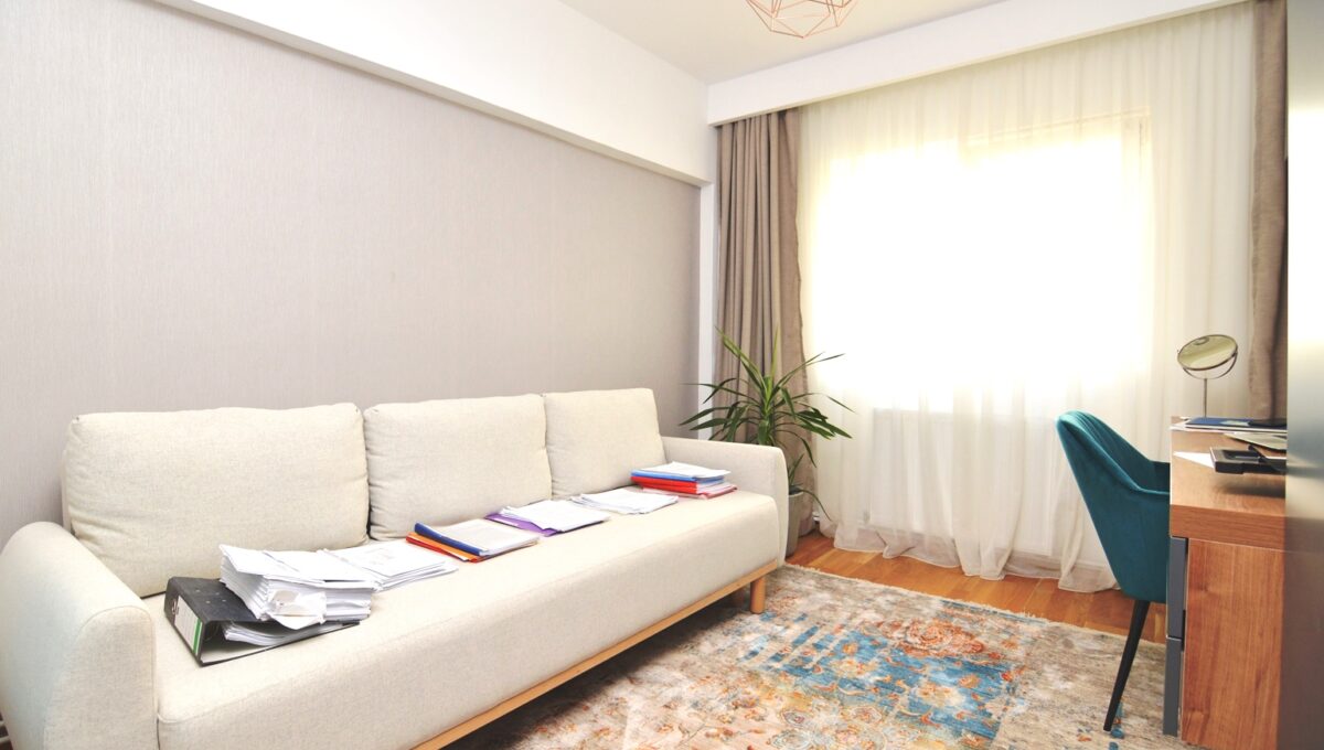 14-CRSImobiliare-Agentie-Imobiliara-Oferta-Vanzare-Apartament-3-Camere-Crangasi-Str. Ceahlaul