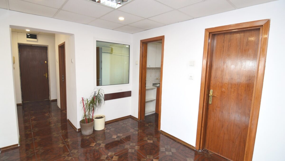 2-Agentia-Imobiliara-CRSImobiliare-Oferta-Inchiriere-Apartament-4-Camere-Piata Victoriei