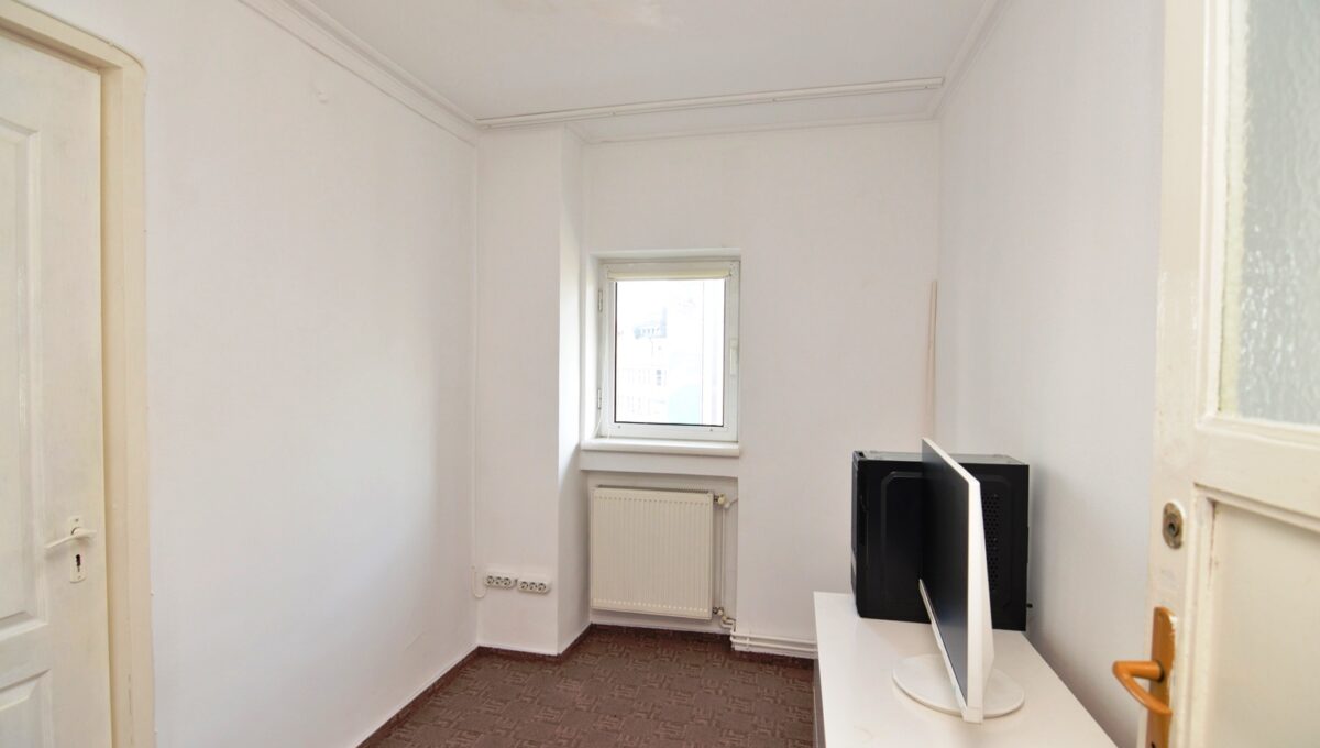 11-CRSImobiliare-Agentie-Imobiliara-Oferta-Inchiriere-Apartament-6-Camere-Piata Unirii-Cocor