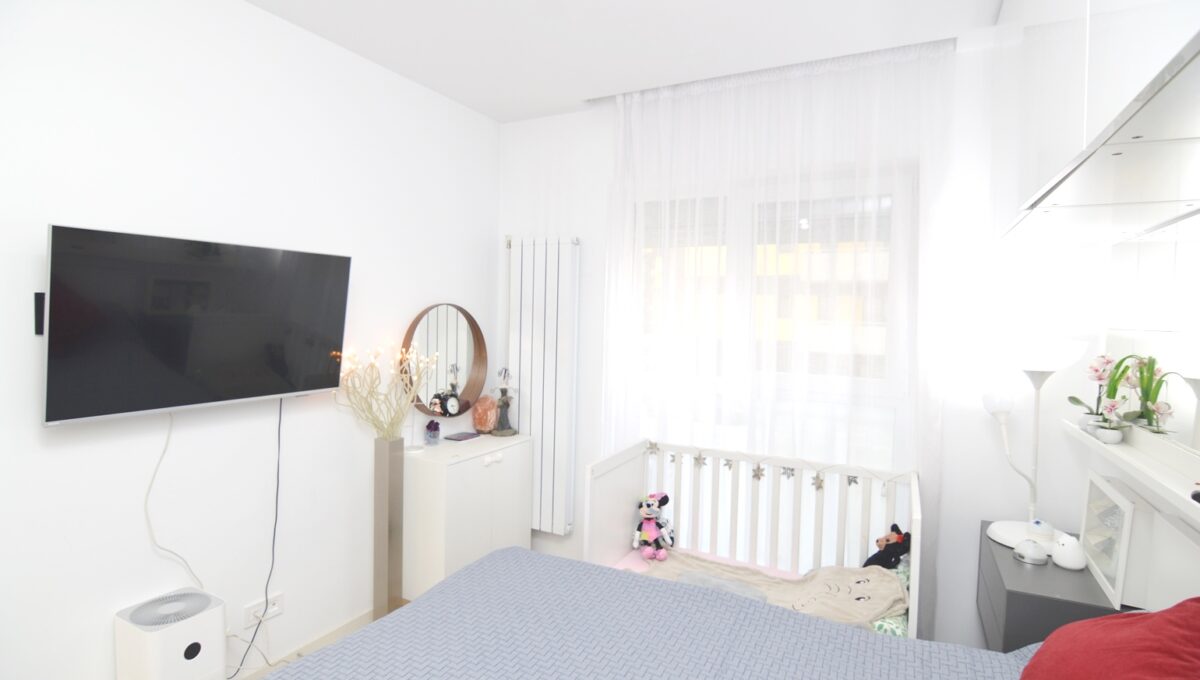 11-CRSImobiliare-Agentie-Imobiliara-Oferta-Vanzare-Apartament-3-Camere-Titan-Hercesa Vivenda