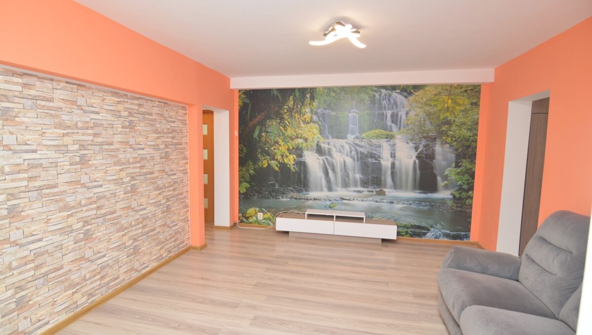 1-CRSImobiliare-Agentie-Imobiliara-Oferta-Vanzare-Apartament-3-Camere-Rahova