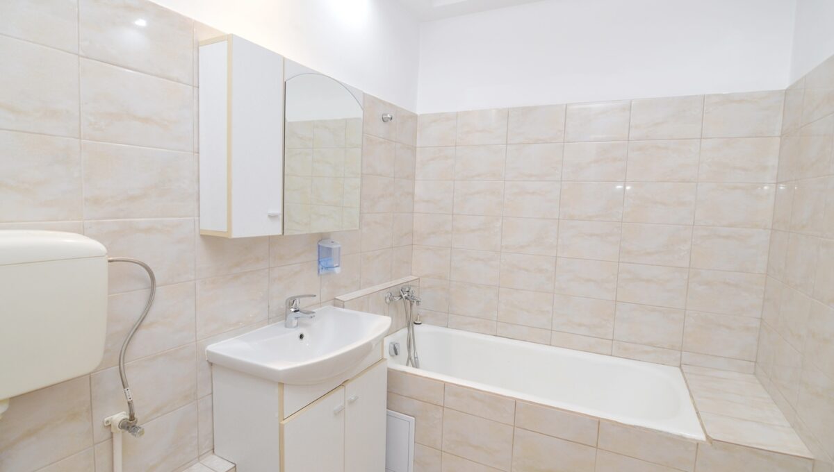 11-CRSImobiliare-Agentie-Imobiliara-Oferta-Vanzare-Apartament-3-Camere-Rahova