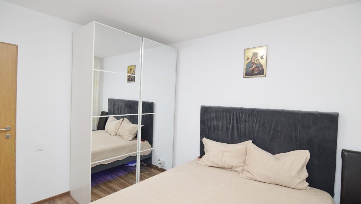 13-CRSImobiliare-Agentie-Imobiliara-Oferta-vanzare-Apartament-4-Camere-Titan-Parc IOR