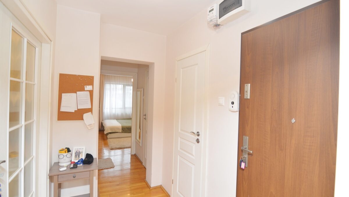 5-CRSImobiliare-Agentie-Imobiliara-Oferta-Inchiriere-Apartament-3-Camere-Victoriei-N. Titulescu