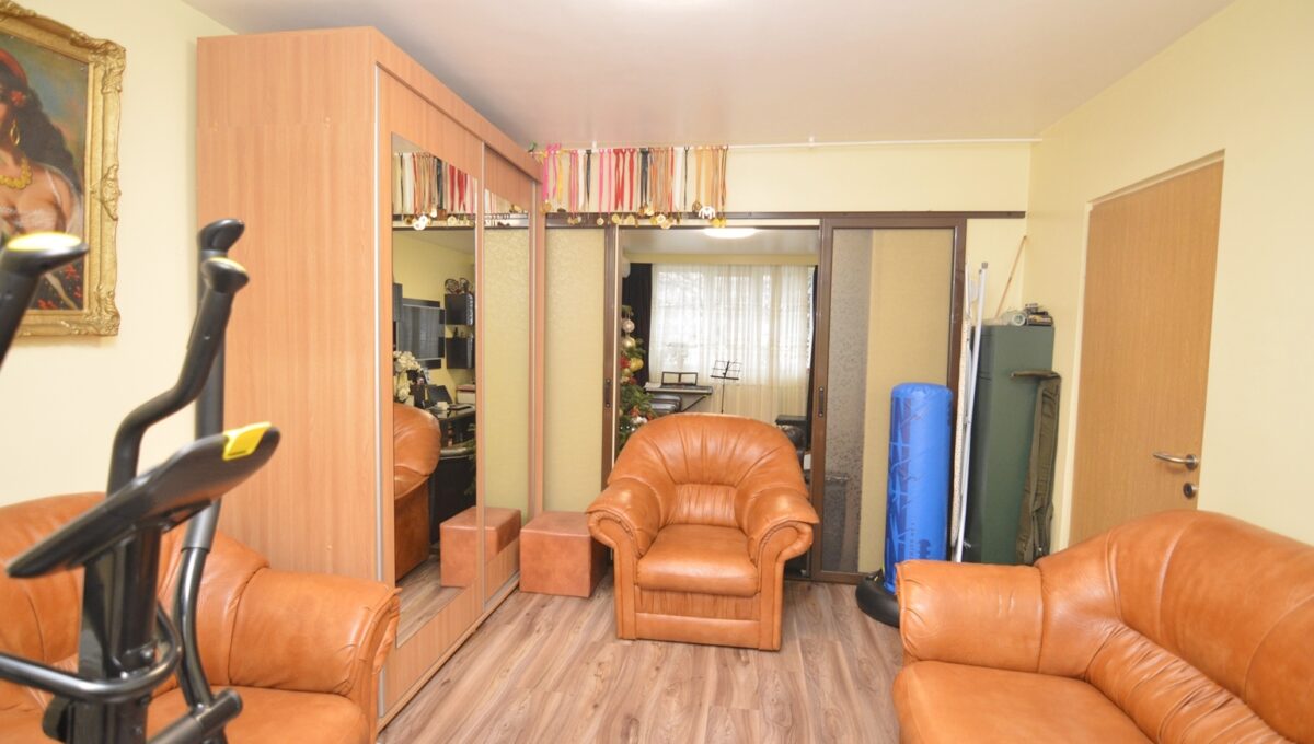 6-CRSImobiliare-Agentie-Imobiliara-Oferta-vanzare-Apartament-4-Camere-Titan-Parc IOR