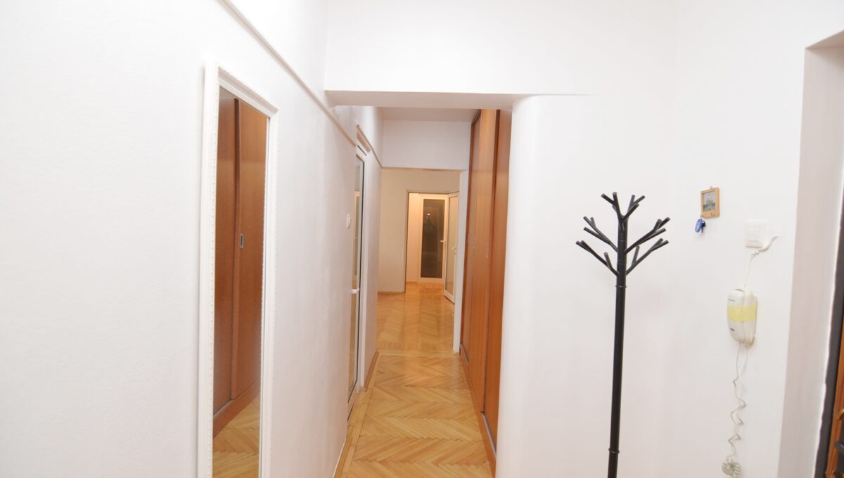 15-CRSImobiliare-Agentie-Imobiliara-Oferta-Inchiriere-Apartament-3-Camere-Iancului